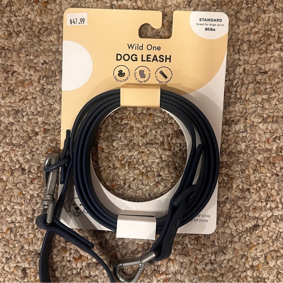 Wild One Black Dog Leash, Collar, and Poop Bag Carrier Set - Picture 2 of 7